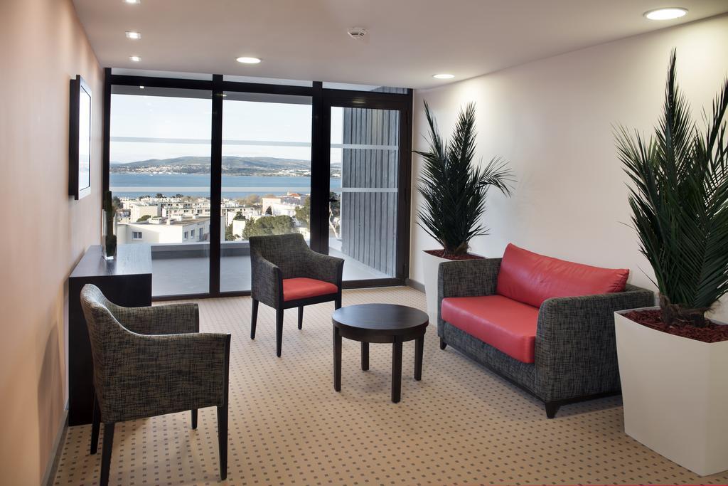 Domitys Le Ruban D'Azur Aparthotel Sete Ruang foto